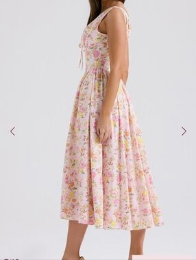 Jessica Simpson  Cottagecore med  dress flower milkmaid smocked lined pockets